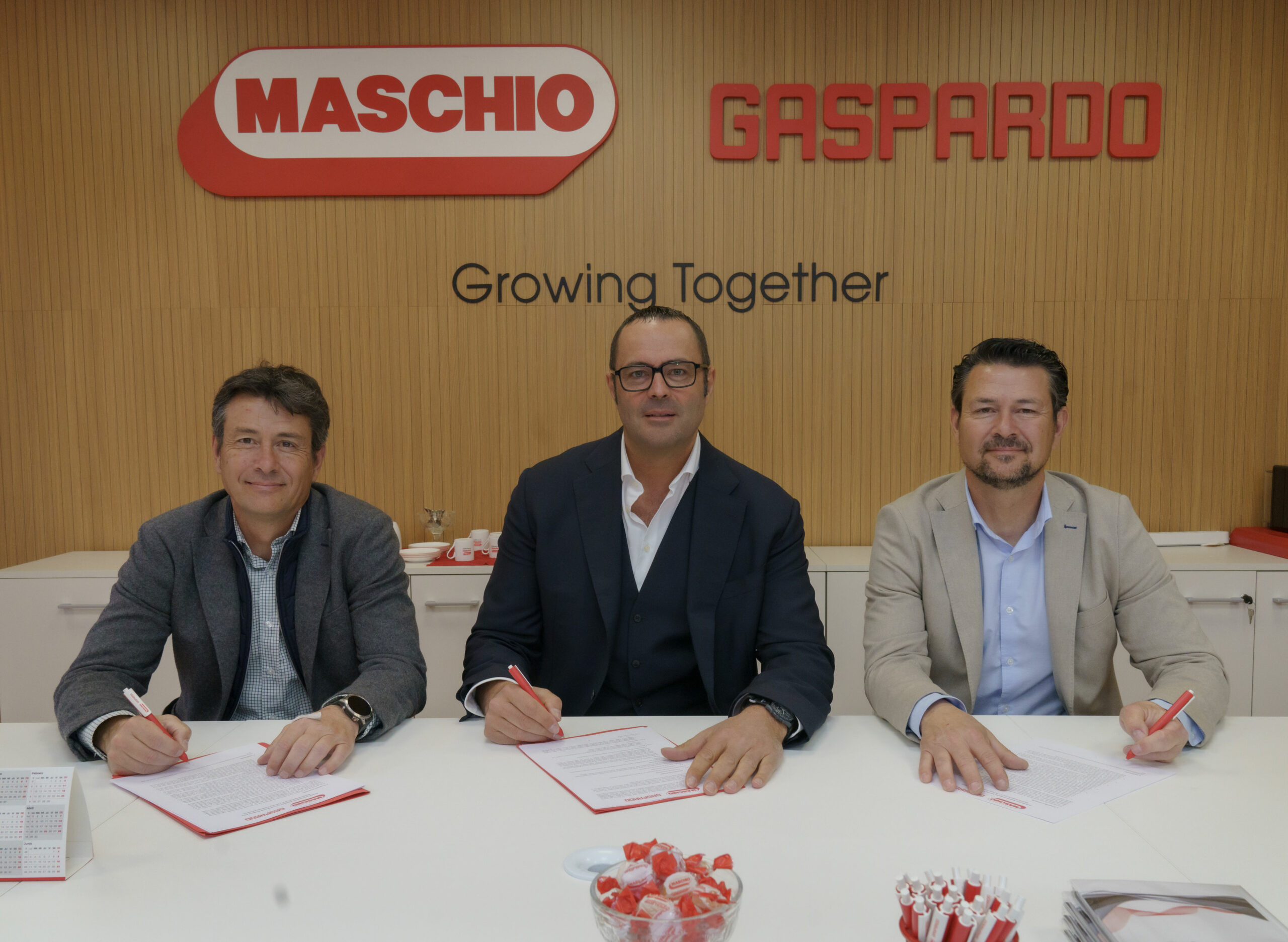 Pablo Ferreras, socio Ferreras Comercial Agraria, Mirco Maschio, presidente MASCHIO GASPARDO SpA, Javier Ferreras, socio Ferreras Comercial Agraria